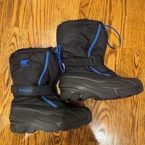 Sorel Black and Blue Snow Boots